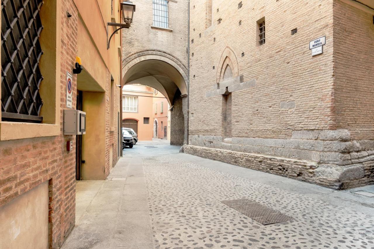 Lo Scrigno Delle 2 Torri! Nel Cuore Del Centro, Vicino A Via Rizzoli Bologna Eksteriør bilde